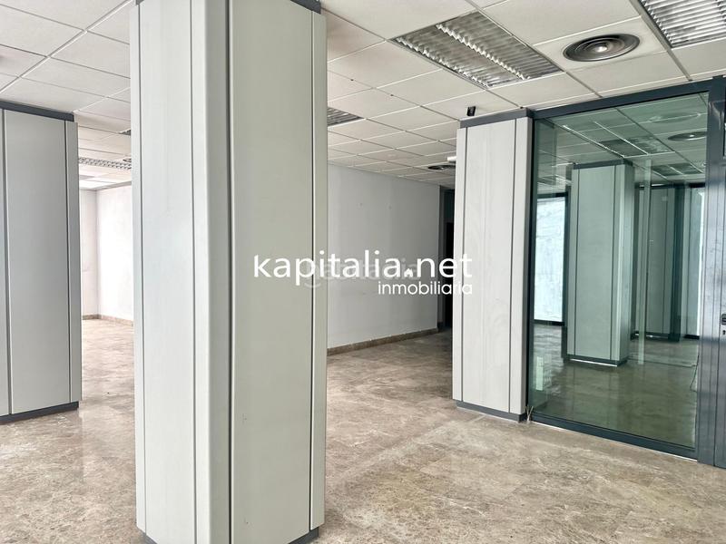 Foto f4677832-52d3-4763-9028-e7cec5605c4e. Affitto locale commerciale in Cocentaina