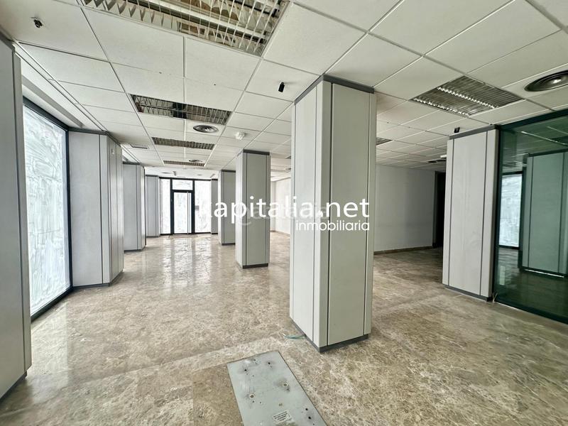 Foto ff0c04c8-6720-45b4-97d8-930c6c48ece6. Affitto locale commerciale in Cocentaina