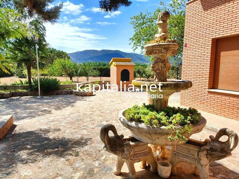 Foto 87ae207e-47bc-4b90-ac47-15aa9f3bbcda. Chalet avec parking piscine dans Banyeres de Mariola