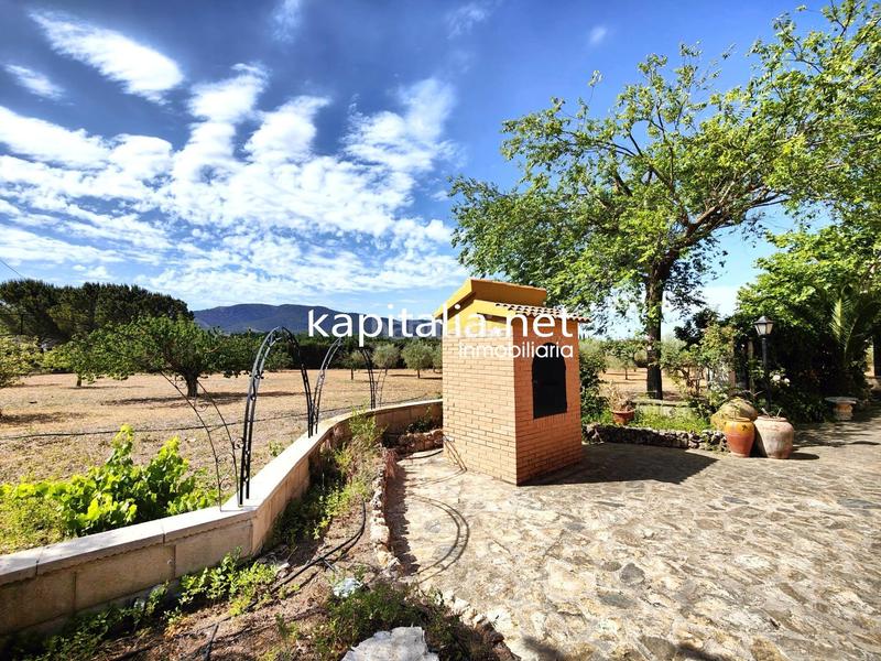 Foto c756e83f-b03d-4fb5-b923-75060d2500ff. Chalet avec parking piscine dans Banyeres de Mariola