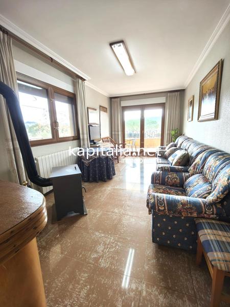 Foto d3e4b4e7-0b3e-4f27-aa1b-10661bbbc28d. Chalet avec parking piscine dans Banyeres de Mariola