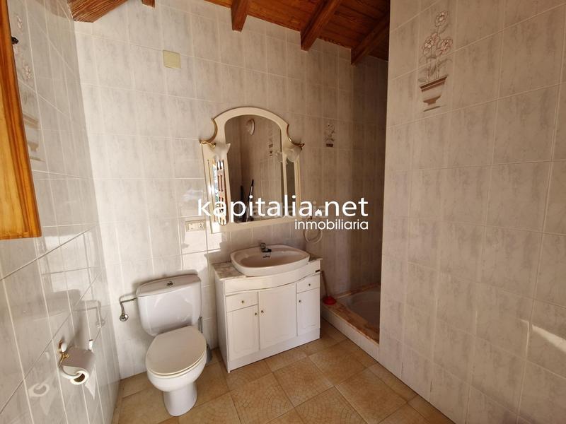 Foto 88f5d7d3-ce9d-46e9-981a-186e0d2709d1. Chalet with heating parking pool in Santa Ana Ontinyent