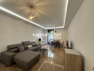 Appartement à Centro. Seminuevo pisazo a la venta en ontinyent
