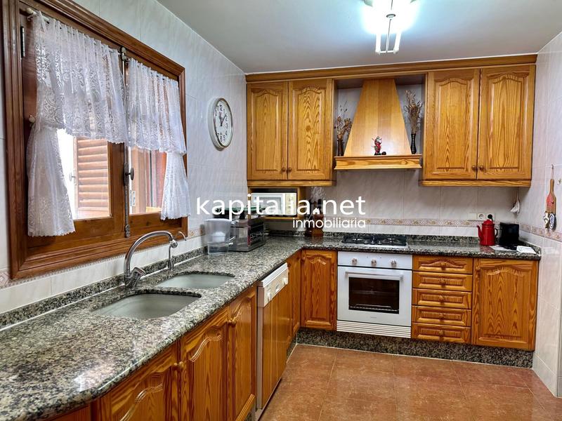 Foto 6a52472a-4e57-4d44-bd9e-c102686f5dbf. Chalet  con vistas maravillosas a la venta en alcoy en Alcoi