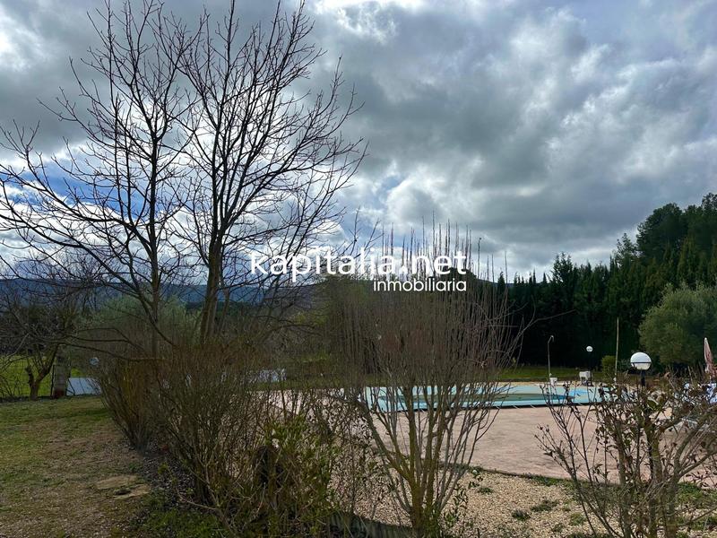 Foto 94fb7174-d618-4c80-b340-3e7513315d04. Chalet  con vistas maravillosas a la venta en alcoy en Alcoi