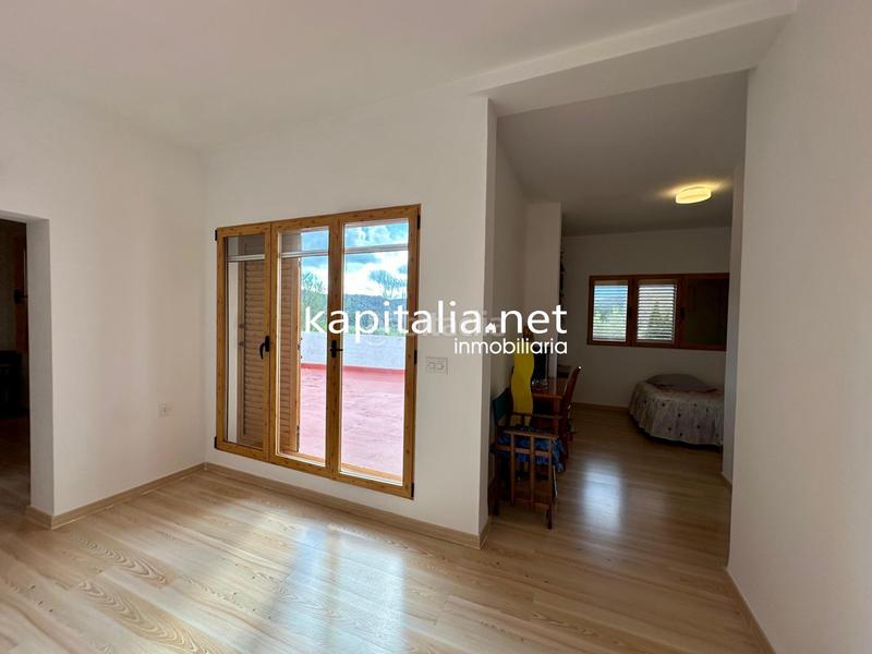 Foto 9c5480dd-5731-4be8-acde-7b0611991ae0. Chalet  con vistas maravillosas a la venta en alcoy en Alcoi