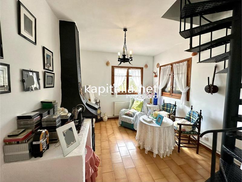 Foto ecabfce0-e1b4-4ac7-bf04-d406ad83dded. Chalet  con vistas maravillosas a la venta en alcoy en Alcoi