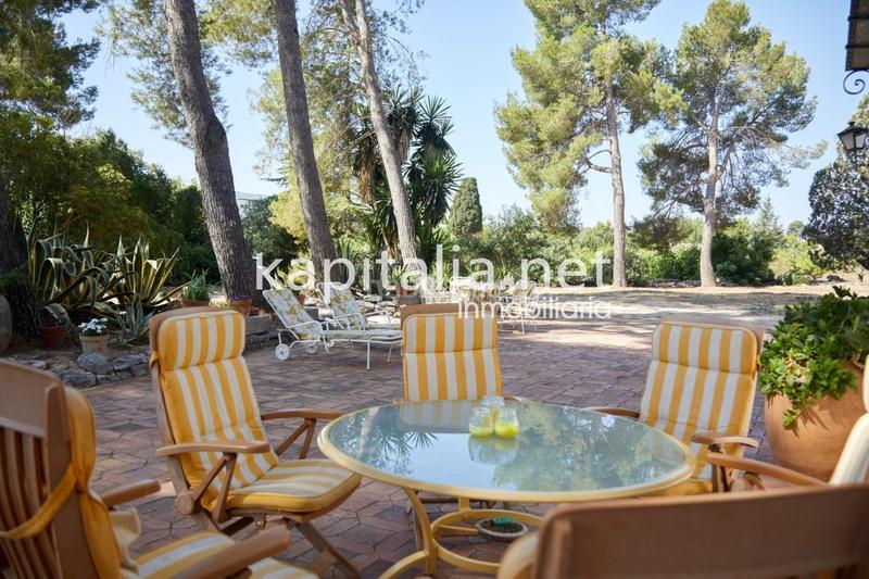 Foto 9c2b22b9-d100-4301-9628-e2c8a97315e3. Xalet amb calefacció aparcament a El Pilar Ontinyent