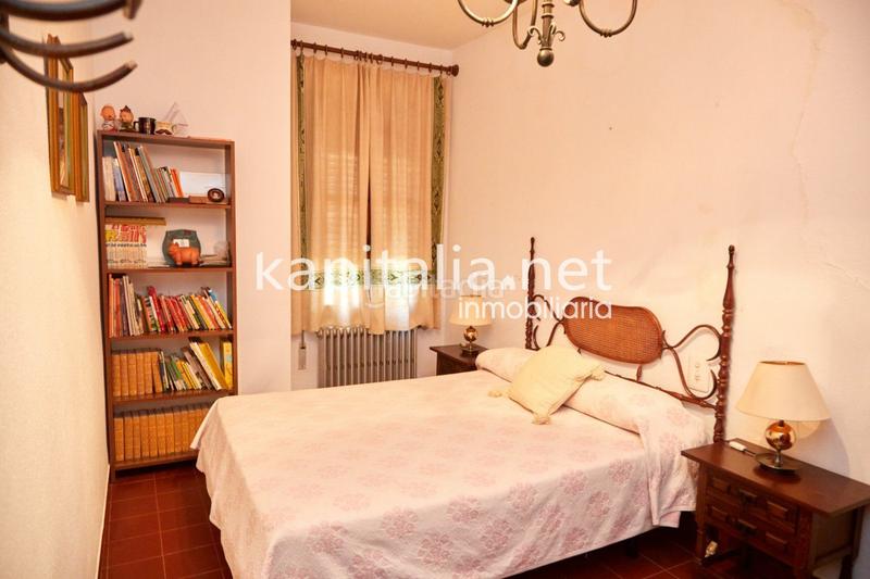 Foto a7a8db31-34be-4c4b-a101-1d25bf397c27. Xalet amb calefacció aparcament a El Pilar Ontinyent