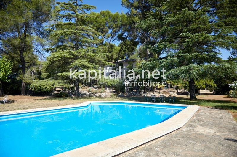 Foto c6f97ba0-41a5-4cde-9403-388b35384d4b. Xalet amb calefacció aparcament a El Pilar Ontinyent