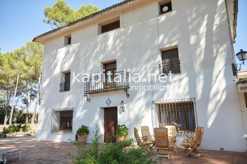 Foto d267b1a3-3e6c-4a82-a218-e8bc7fb525a7. Xalet amb calefacció aparcament a El Pilar Ontinyent