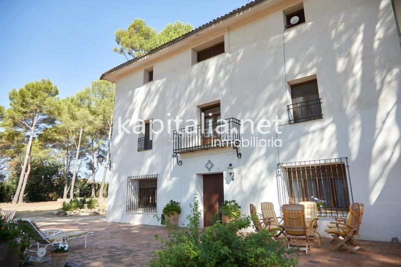 Foto ed9d7a2e-43dd-4269-b421-26bc2d9c93b4. Xalet amb calefacció aparcament a El Pilar Ontinyent