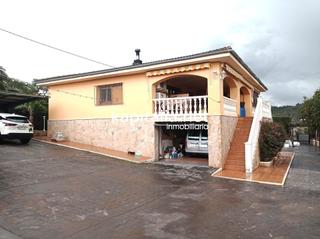Xalet a Benillup. Chalet a la venta en benillup, con magnificas vistas