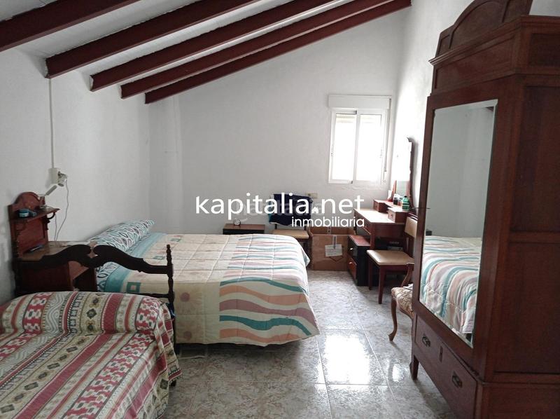 Foto 40405a65-8bca-4943-92c1-8b3841d1b932. Casa  a la venta con muy buenas vistas. en Almudaina