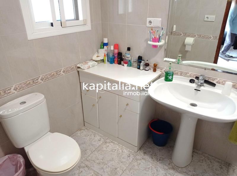 Foto 664e6364-72e6-47c1-aa16-5a2c219681f1. Casa  a la venta con muy buenas vistas. en Almudaina