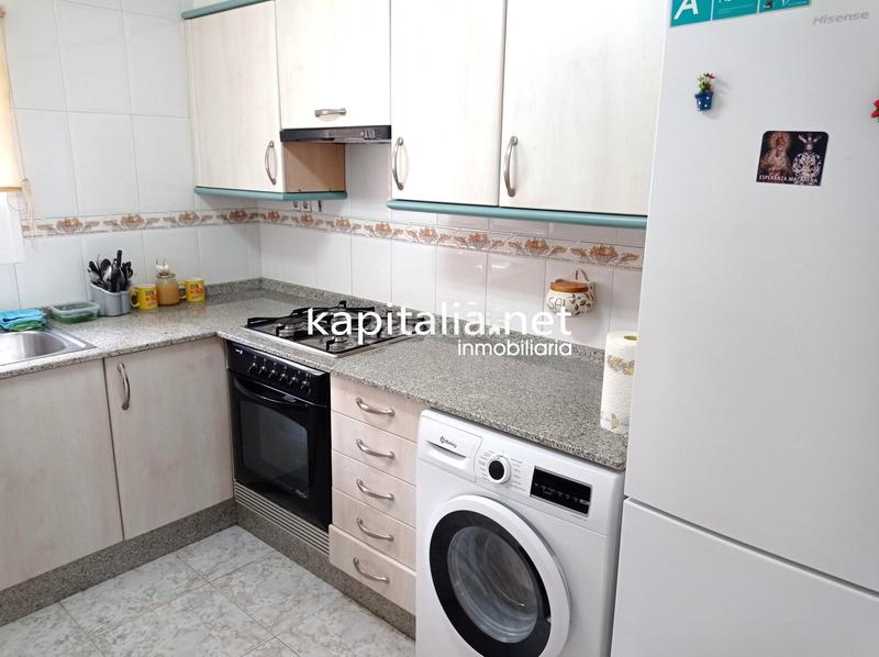 Foto 842d2269-5c87-4411-b32f-23ccbbc6df21. Casa  a la venta con muy buenas vistas. en Almudaina