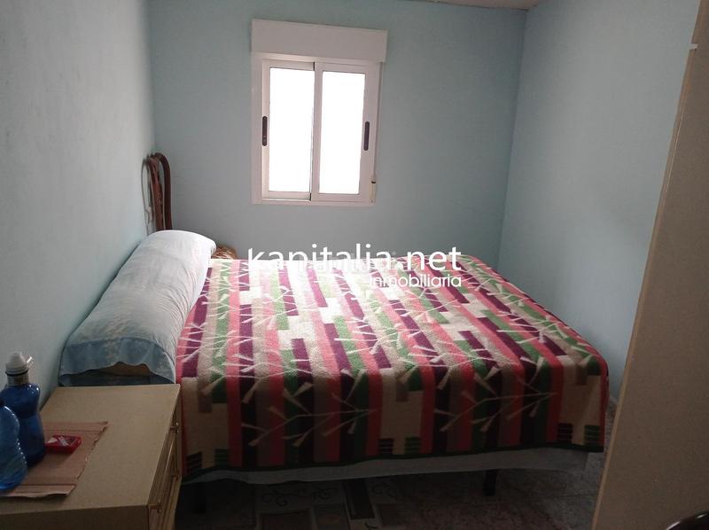 Foto a8f0a668-76d5-4bfb-83af-4b14c808f318. Casa  a la venta con muy buenas vistas. en Almudaina