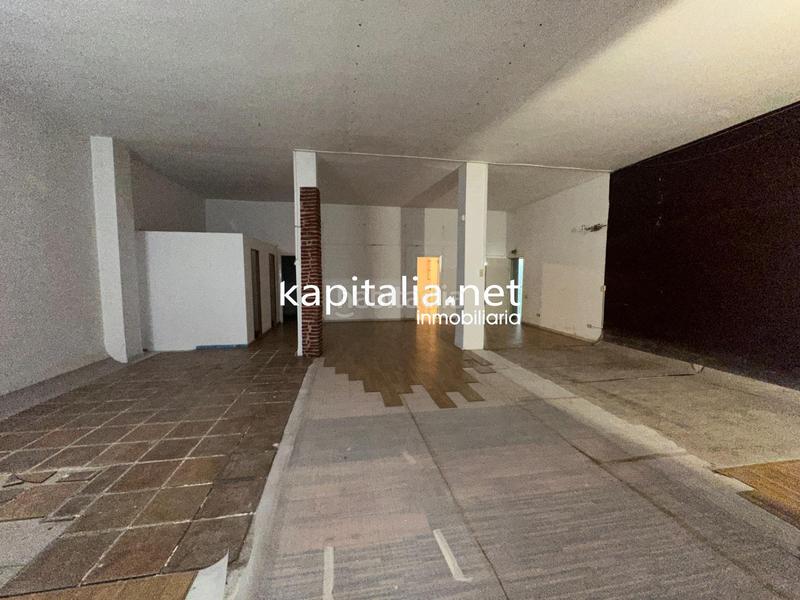 Foto b1426f53-688e-49a6-8d0a-706156d259a2. Rent business premise in Sant Josep-Zona Hospital Ontinyent
