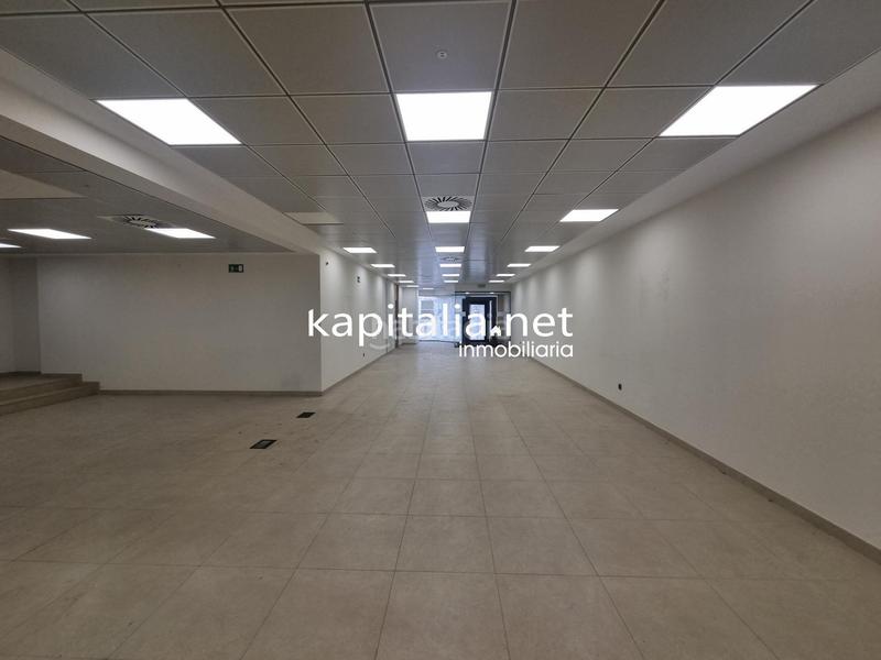 Foto 09a7d9f5-2e01-48bb-9886-01b0c082cf38. Alquiler local comercial espectacular local en alquiler en Ontinyent