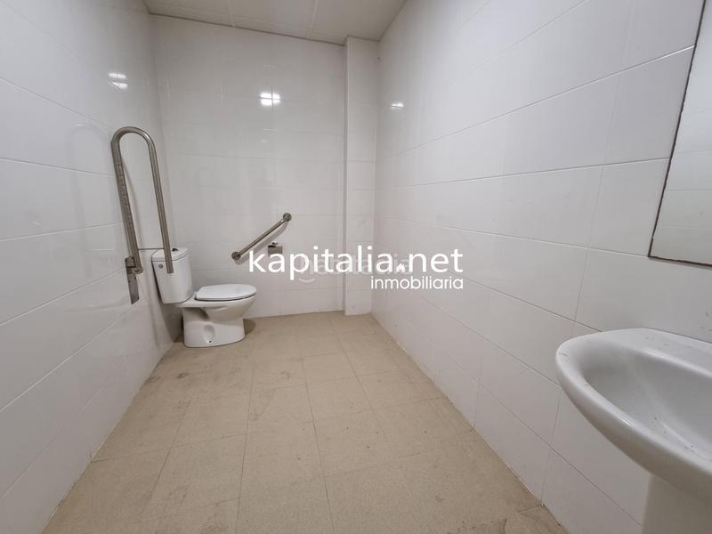 Foto ff2fc475-828f-4220-949f-3d6ac4ce92fb. Alquiler local comercial espectacular local en alquiler en Ontinyent