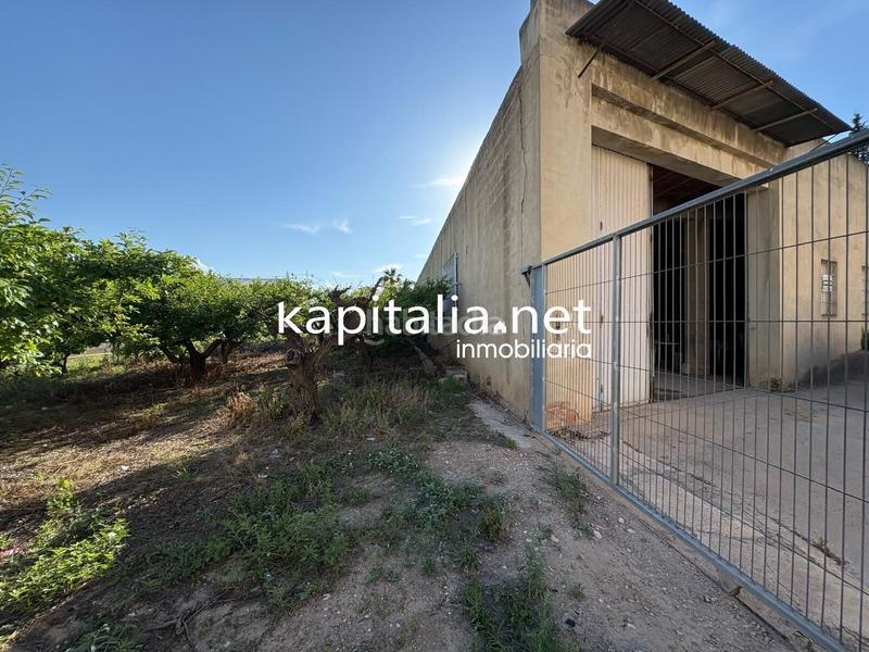Foto 45b23dbf-f131-476f-b52d-18134892346a. Nave industrial nave comercial sobre parcela de terreno a la venta en la en Llosa de Ranes