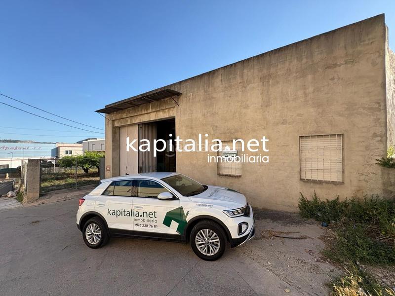 Foto 836fccfc-f3ef-43a2-b89d-7b3a31bd12a3. Nave industrial nave comercial sobre parcela de terreno a la venta en la en Llosa de Ranes