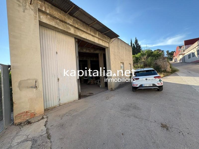 Foto ae02d9de-78b2-4543-bbb5-b2ac696e7d92. Nave industrial nave comercial sobre parcela de terreno a la venta en la en Llosa de Ranes