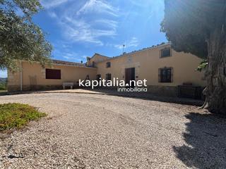 Masia a Batoi. Masia en alcoy