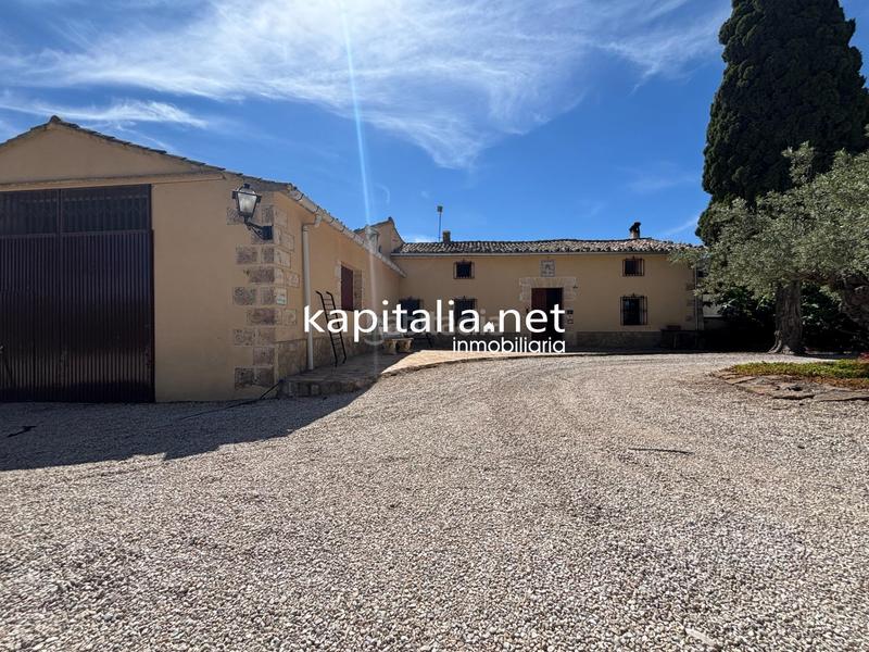 Foto 680a2fcf-4f56-40c2-8ea9-837c7a758e5c. Mas avec chauffage parking piscine dans Batoi Alcoi