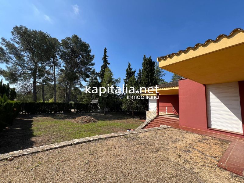 Foto 21f7228f-f836-4394-bb75-042698f60e82. Xalet a Sant Josep-Zona Hospital Ontinyent