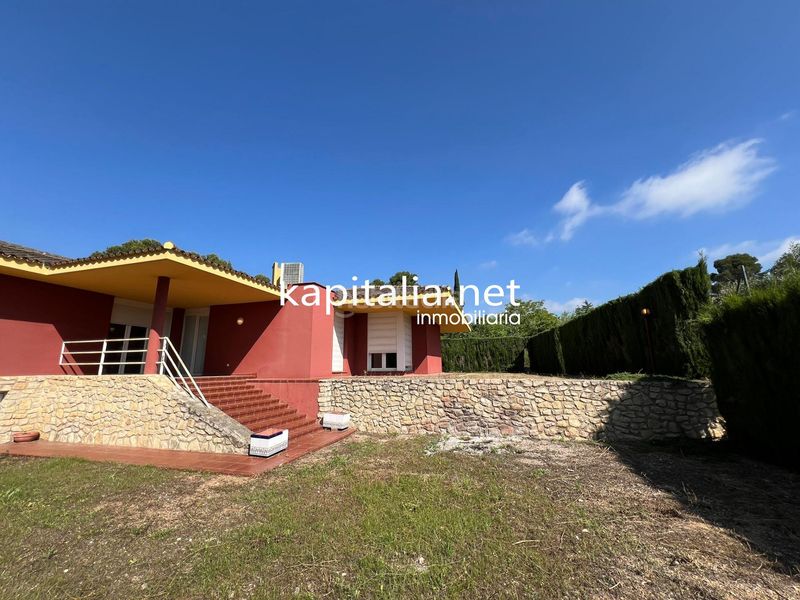 Foto 5a69327c-a55f-42c1-8ecc-b5911f9e5e40. Xalet a Sant Josep-Zona Hospital Ontinyent