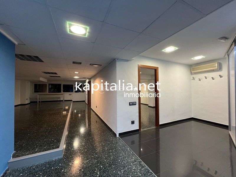 Foto 30c448e1-debd-477e-b2db-210ff4046b5a. Office space with heating parking in Sant Josep-Zona Hospital Ontinyent