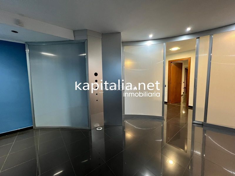 Foto 5a10813a-ecbf-4a8a-bc3f-a76121db9b1a. Office space with heating parking in Sant Josep-Zona Hospital Ontinyent