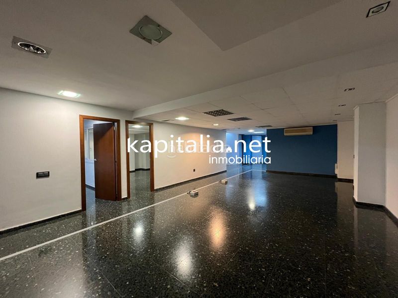 Foto 91f61947-a2b2-4401-b385-0864335b2a6a. Office space with heating parking in Sant Josep-Zona Hospital Ontinyent