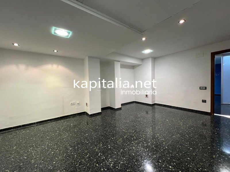 Foto a375de5f-01af-4f9a-8133-a348e957cf8a. Office space with heating parking in Sant Josep-Zona Hospital Ontinyent