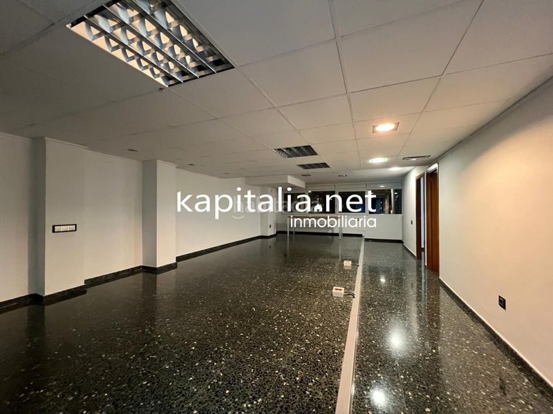 Foto c3a208bd-0425-44c5-a1ab-c0fab23f24db. Office space with heating parking in Sant Josep-Zona Hospital Ontinyent