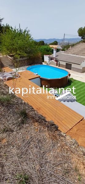 Foto cd8ace98-5d8b-4221-9c43-c838648b46c2. Casa amb calefacció piscina a Albaida
