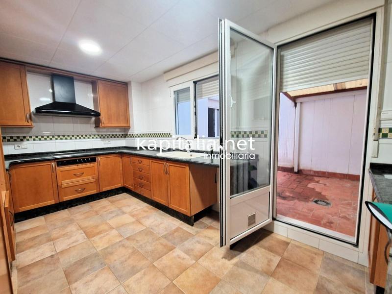 Foto cad3d203-85d6-41a5-9e92-565628d8571d. Piso excelente gran piso a la venta en El Llombo Ontinyent