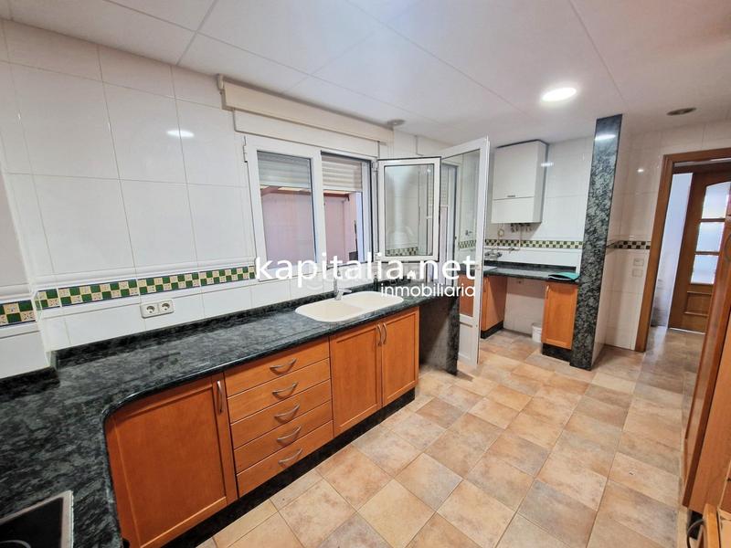 Foto ecd60f5e-be8c-4915-9b93-005b4fcabd26. Piso excelente gran piso a la venta en El Llombo Ontinyent