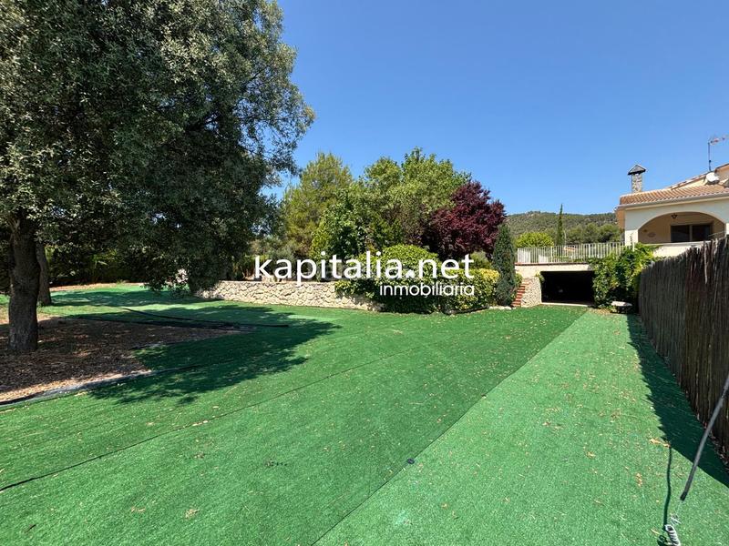 Foto 92817958-beda-4779-a7c8-4c648c1735ef. Xalet amb aparcament piscina a Batoi Alcoi