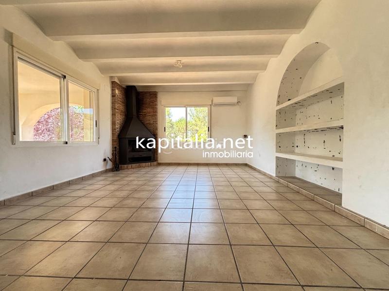 Foto df97e5dc-872d-4127-a8c2-dc9455a86af8. Xalet amb aparcament piscina a Batoi Alcoi