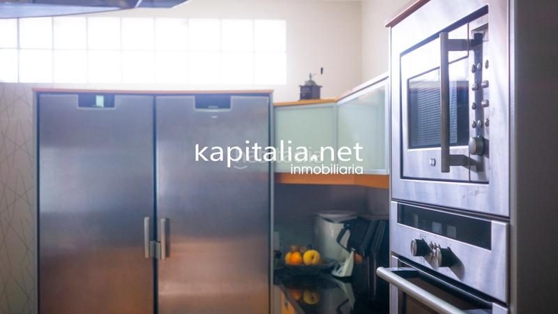 Foto 06b7ec02-aa5e-468c-8563-3969536d0cd2. Piso gran casa a la venta en Bocairent