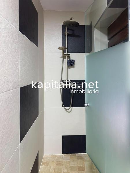 Foto e3be3326-87f5-464c-9a13-d9db64b9d68b. Piso gran casa a la venta en Bocairent