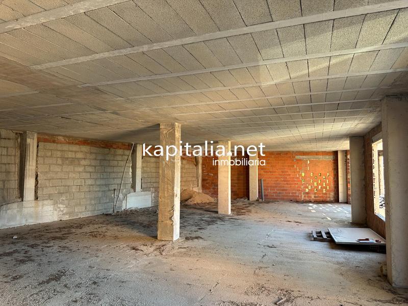 Foto efce66a1-4499-4237-b8ef-c345c75fafbd. Edificio  a la venta en Agullent