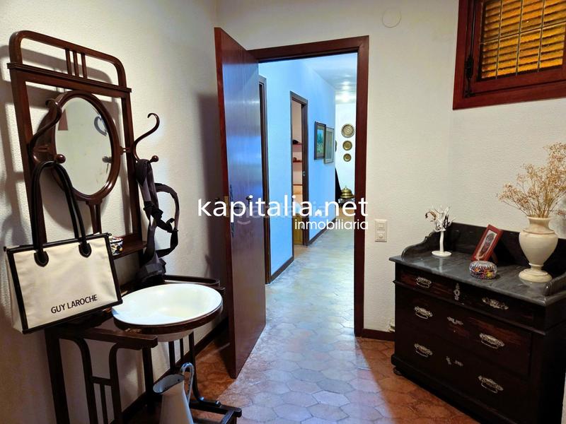 Foto 2fe87bb1-e254-4be1-abb2-2f4593579452. Chalet espléndido chalet con piscina y vistas en Ontinyent