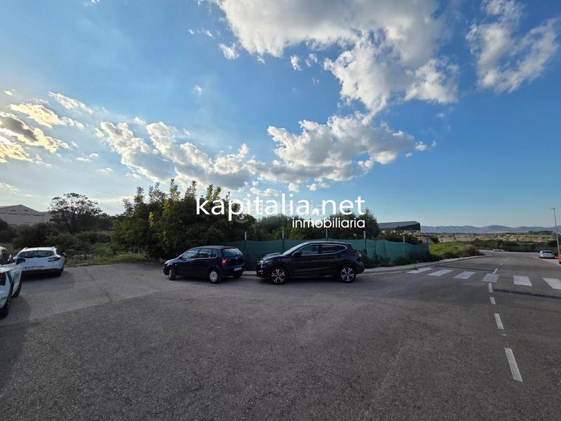 Foto f34da92a-dd4f-4aa6-99e0-407895b71a21. Wohngrundstück in Agullent