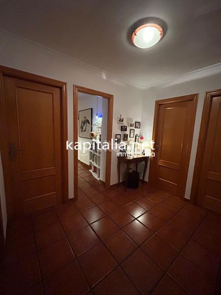 Foto 3ec25629-e9d7-4afa-b2a4-da24146f8d97. Maison avec chauffage dans Eixample Alcoi