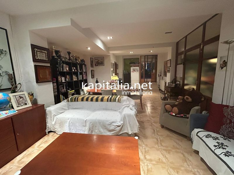 Foto 65bf1857-7c48-404e-bf32-ec3510fd6a6a. Maison avec chauffage dans Eixample Alcoi