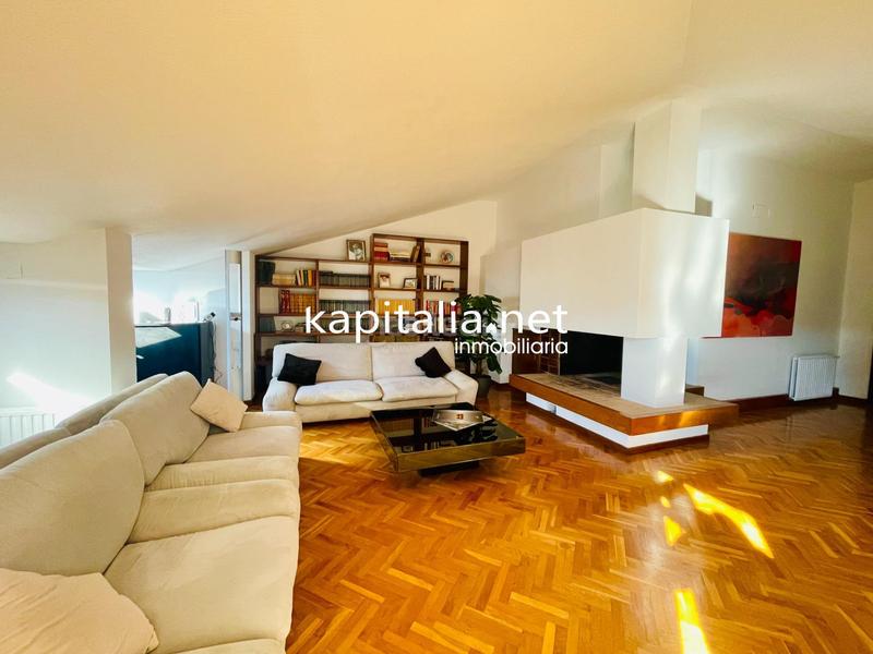 Foto 11982e5e-db66-49bd-9638-75929ef1dc9b. Àtic amb calefacció a Santa Rosa Alcoi