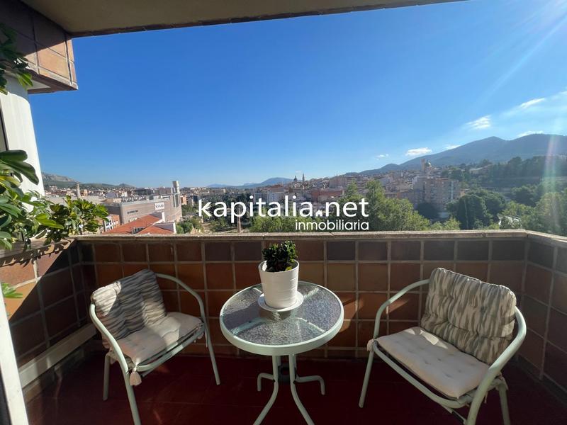 Foto 8790196d-aa9f-47fe-9566-6b98c2e4a6a8. Àtic amb calefacció a Santa Rosa Alcoi